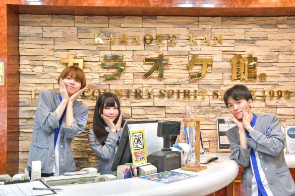 8017892
