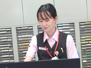 316504994
