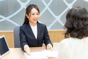 ニッセイ ライフプラザ鳥取 お客様相談窓口 営業 事務 求人情報 鳥取県鳥取市 日本生命保険相互会社 ライフプラザ